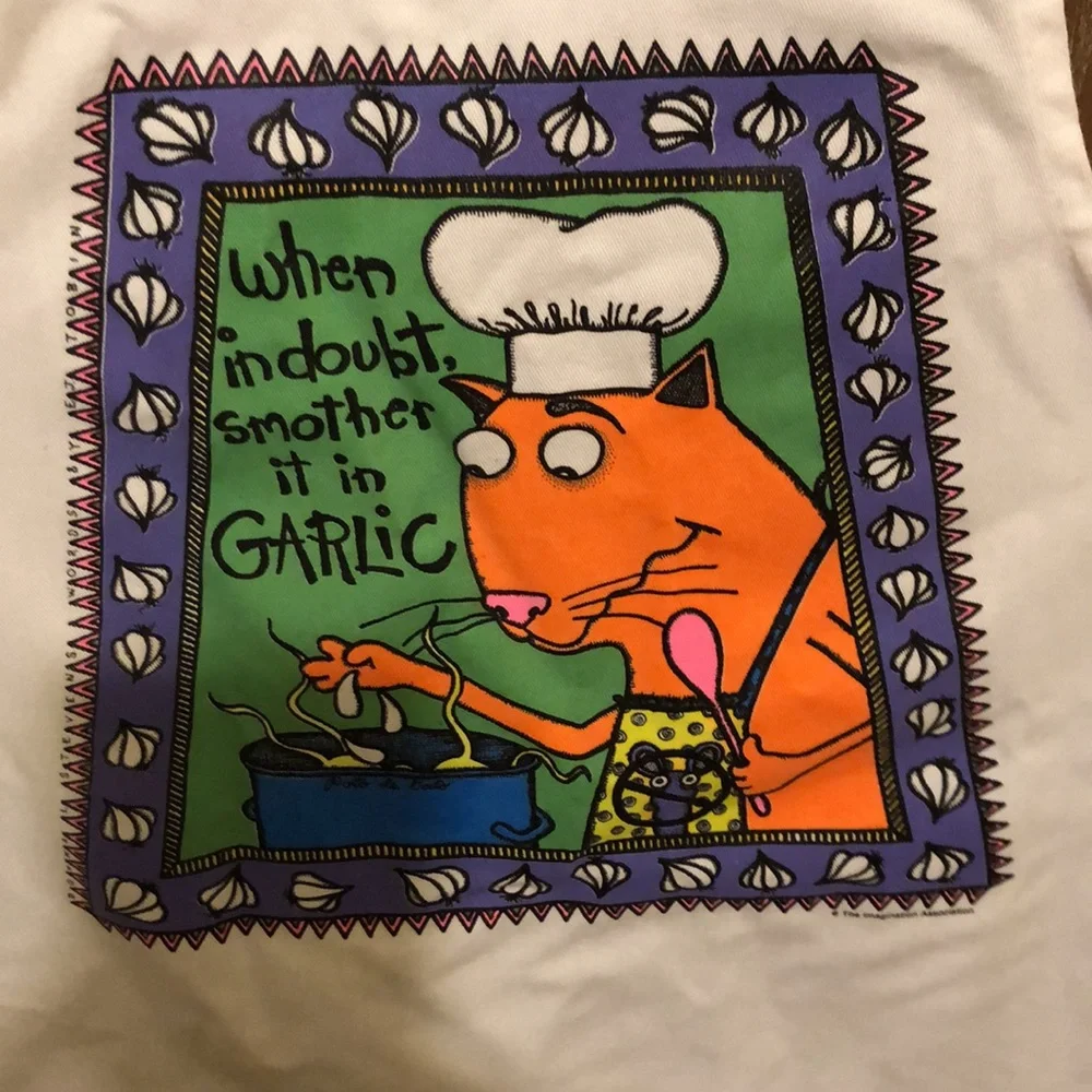 Garlic Apron 33x 27”, each waist tie is 32”